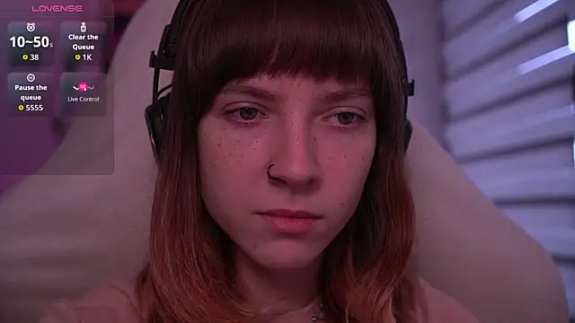 Snapshot of juliapie chatting on 10-09-25, 07:06 juliapie online show from 10-09-25, 07:06