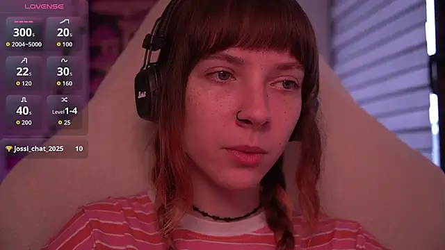 Snapshot of juliapie chatting on 10-14-25, 07:42 juliapie online show from 10-14-25, 07:42