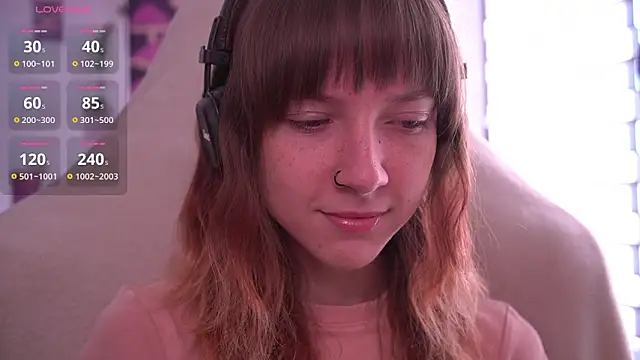 Snapshot of juliapie chatting on 10-19-25, 07:31 juliapie online show from 10-19-25, 07:31