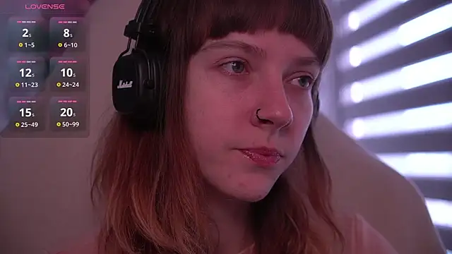 Snapshot of juliapie chatting on 10-27-25, 08:18 juliapie online show from 10-27-25, 08:18