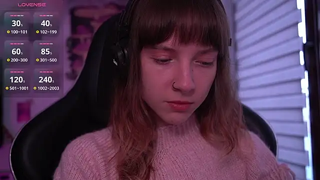 Snapshot of juliapie chatting on 11-30-25, 09:35 juliapie online show from 11-30-25, 09:35