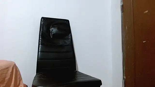 BrandonStond online show from 05-11-26, 04:51