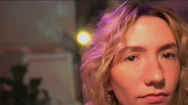 Snapshot of Arianna_Richi chatting on 10-01-25, 05:46 Arianna Richi online show from 10-01-25, 05:46