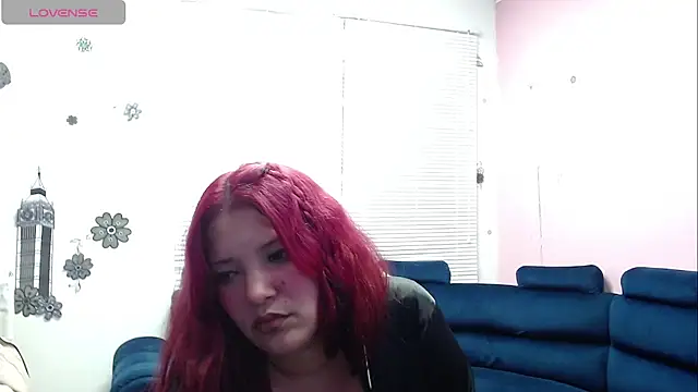 brithany smiith  online show from 01-28-25, 05:22