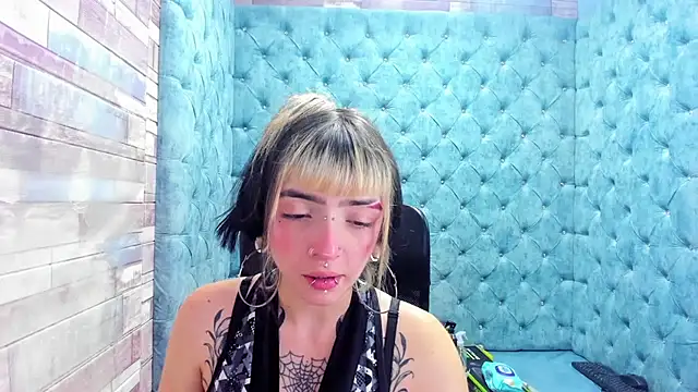 Snapshot of Samantha_Smiith chatting on 02-04-26, 03:23 Samantha Smiith online show from 02-04-26, 03:23