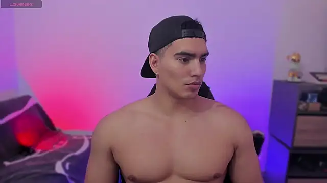 JamesGraay online show from 01-07-26, 01:02