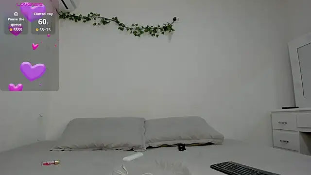 Snapshot of ashley_lemus chatting on 12-02-25, 11:56 ashley lemus online show from 12-02-25, 11:56