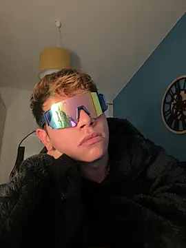 Snapshot of calleaaaa chatting on 11-21-25, 08:57 calleaaaa online show from 11-21-25, 08:57