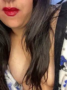 Snapshot of yassminsexy22 chatting on 12-14-24, 06:30 yassminsexy22 online show from 12-14-24, 06:30