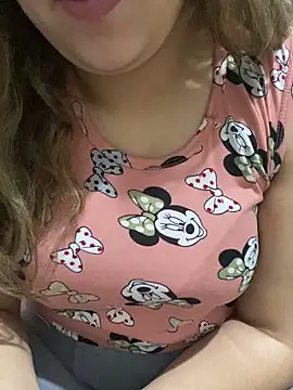 Snapshot of yassminsexy22 chatting on 02-04-26, 12:44 yassminsexy22 online show from 02-04-26, 12:44