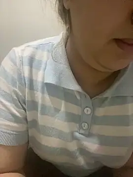 Snapshot of yassminsexy22 chatting on 03-01-26, 08:11 yassminsexy22 online show from 03-01-26, 08:11