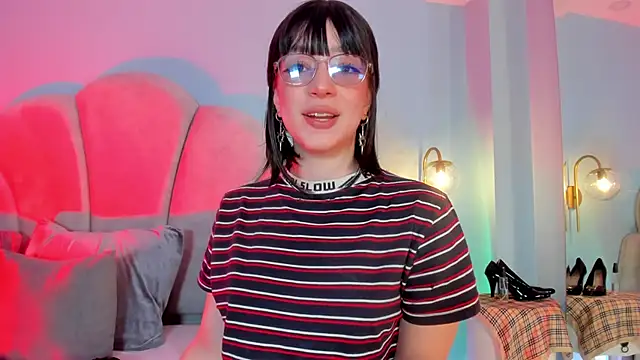 sweeet peach online show from 09-29-25, 10:25