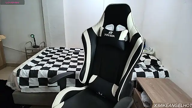 Angelligth online show from 02-20-26, 03:36