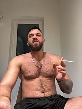 Snapshot of LoveIsBlind_ chatting on 12-08-24, 04:25 LoveIsBlind online show from 12-08-24, 04:25