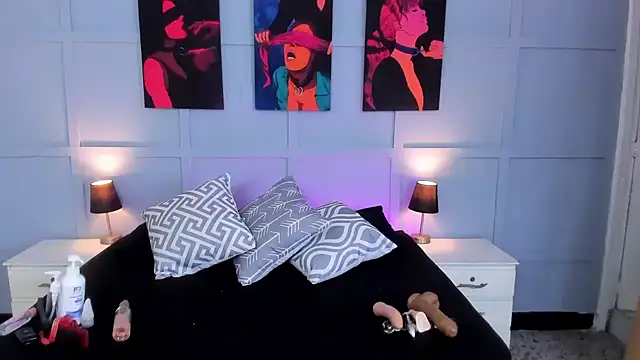 Snapshot of Elizabeth_Santos chatting on 01-27-25, 08:28 Elizabeth Santos online show from 01-27-25, 08:28