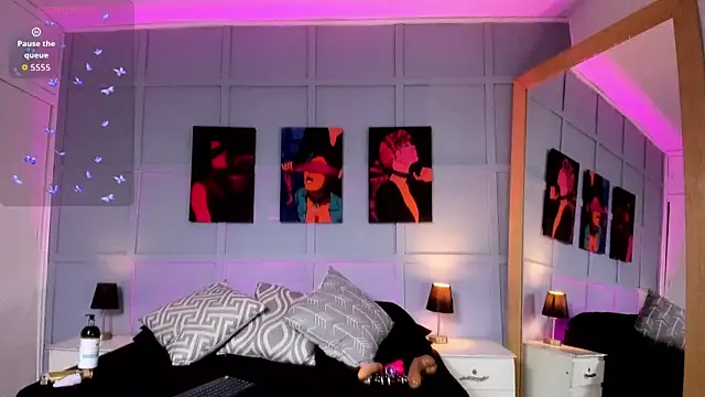 Snapshot of Elizabeth_Santos chatting on 11-28-25, 07:22 Elizabeth Santos online show from 11-28-25, 07:22