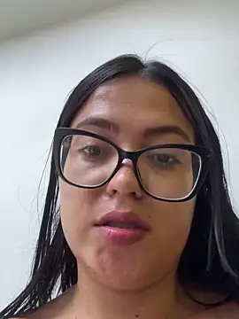 Snapshot of Karla-sexy01 chatting on 10-30-25, 12:06 Karla-sexy01 online show from 10-30-25, 12:06