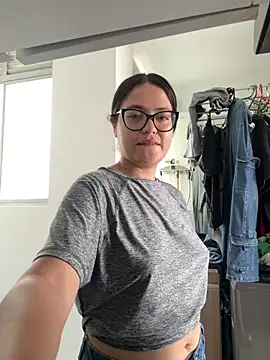 Karla-sexy01 online show from 04-13-26, 01:49