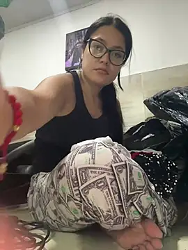Karla-sexy01 online show from 05-16-26, 02:49