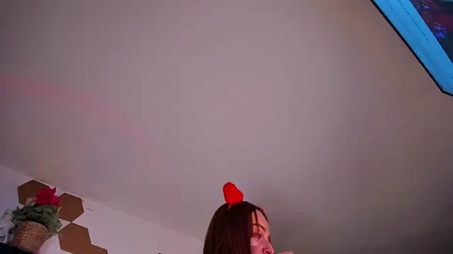 evy orange1 online show from 02-15-26, 03:36