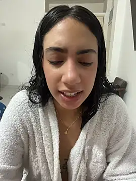 Snapshot of Heratemporal chatting on 07-17-26, 01:07 Heratemporal online show from 07-17-26, 01:07