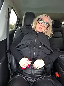 Giuliana baby online show from 03-11-25, 03:56