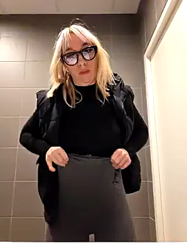 Giuliana baby online show from 03-21-25, 08:50