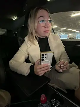 Giuliana baby online show from 03-25-26, 06:41