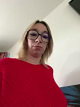 Snapshot of Giuliana_baby chatting on 06-08-26, 07:31 Giuliana baby online show from 06-08-26, 07:31