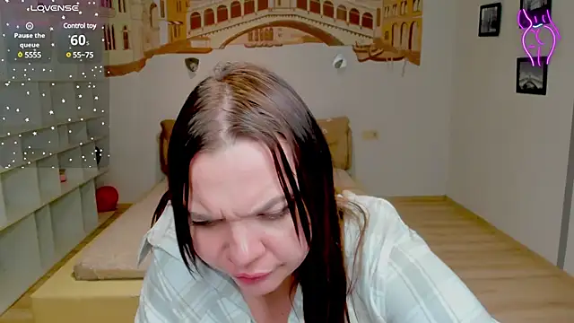 AnitaMays online show from 01-31-25, 03:44