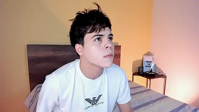 Snapshot of justinbiler chatting on 01-28-25, 12:22 justinbiler online show from 01-28-25, 12:22