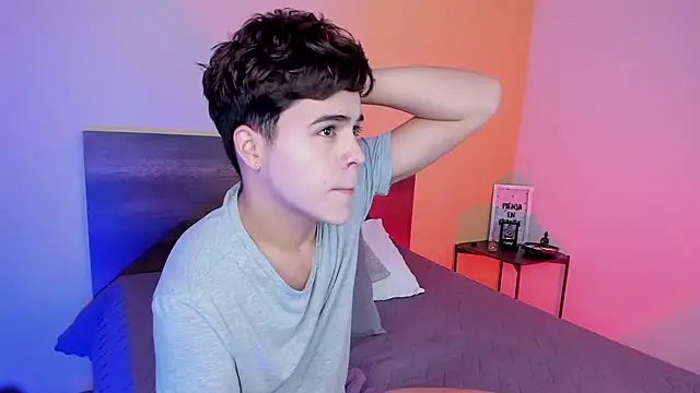 Snapshot of justinbiler chatting on 01-30-25, 12:37 justinbiler online show from 01-30-25, 12:37