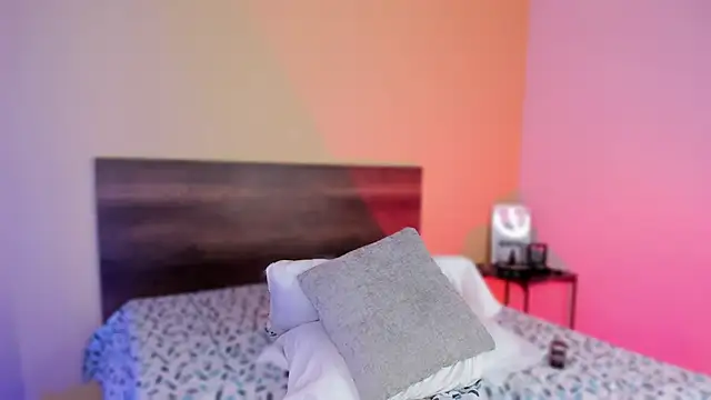 Snapshot of justinbiler chatting on 02-08-25, 06:44 justinbiler online show from 02-08-25, 06:44