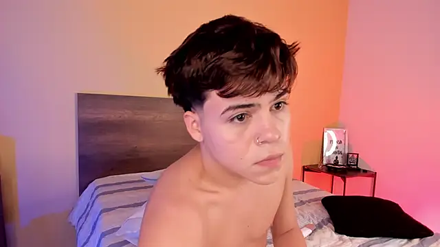 Snapshot of justinbiler chatting on 02-23-25, 12:27 justinbiler online show from 02-23-25, 12:27