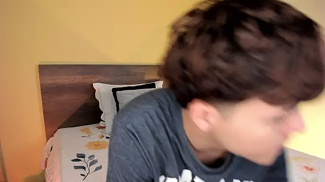 Snapshot of justinbiler chatting on 03-05-25, 12:33 justinbiler online show from 03-05-25, 12:33