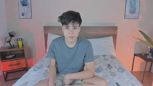 Snapshot of justinbiler chatting on 09-12-25, 12:38 justinbiler online show from 09-12-25, 12:38