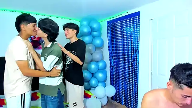 Alexander and Xiao online show from 03-17-25, 09:23