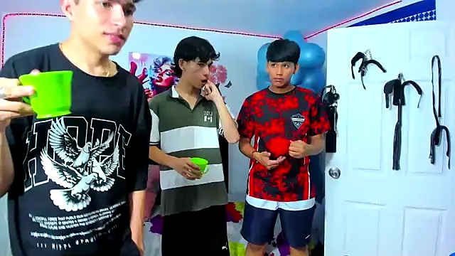 Alexander and Xiao online show from 03-21-25, 09:23