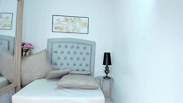 Snapshot of Katalella_murillo chatting on 12-29-24, 10:56 Katalella murillo online show from 12-29-24, 10:56