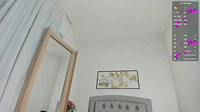 Snapshot of Katalella_murillo chatting on 02-14-25, 03:22 Katalella murillo online show from 02-14-25, 03:22