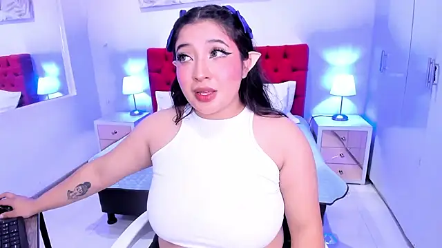 Emma monserrat online show from 03-06-25, 07:43