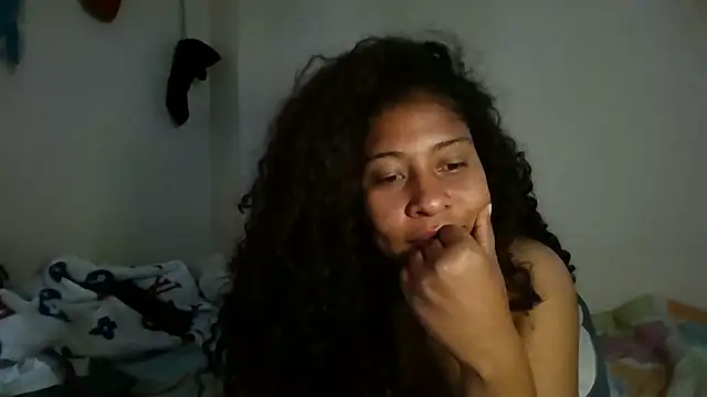 Ivon-09 online show from 12-19-24, 02:24