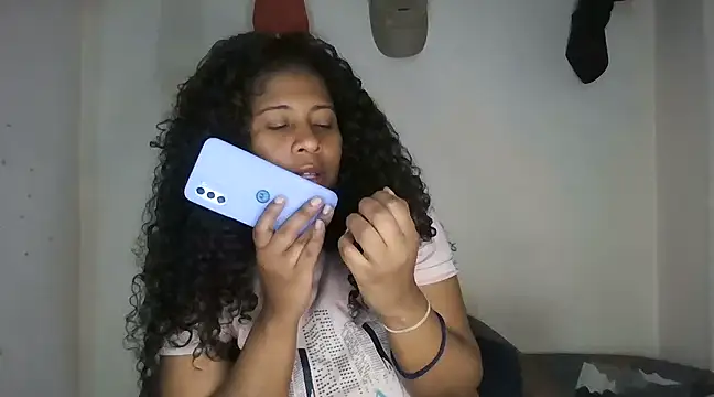 Ivon-09 online show from 02-24-25, 01:35