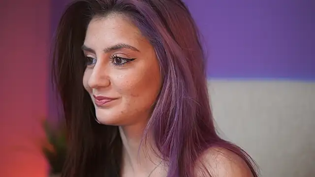 SabrinaHope online show from 12-18-25, 09:21