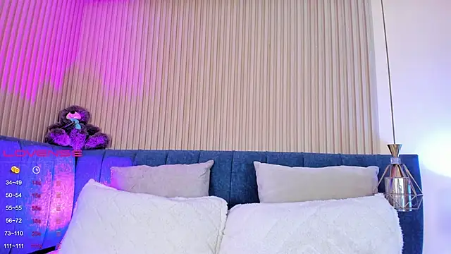 Snapshot of kathecute__ chatting on 01-15-25, 01:45 kathecute online show from 01-15-25, 01:45