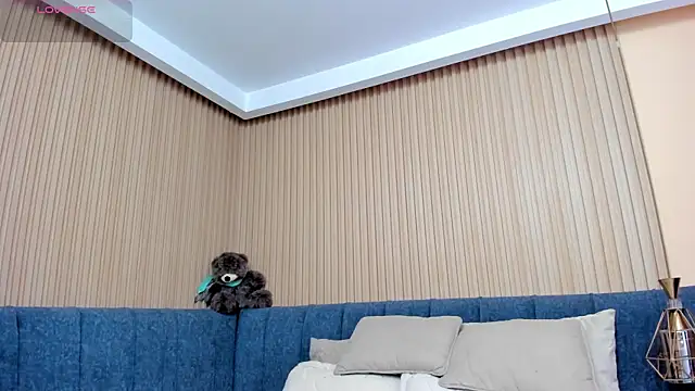 kathecute   online show from 03-29-26, 01:38