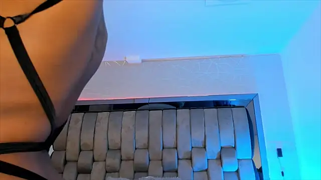 Snapshot of ChaynnaCooper chatting on 02-12-25, 12:12 ChaynnaCooper online show from 02-12-25, 12:12