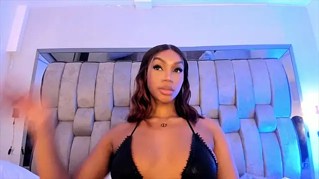 Snapshot of ChaynnaCooper chatting on 03-14-25, 02:52 ChaynnaCooper online show from 03-14-25, 02:52