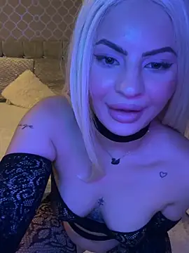 Snapshot of Lexy669 chatting on 01-23-25, 06:35 Lexy669 online show from 01-23-25, 06:35