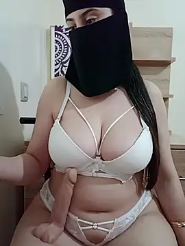 Arabic-Rose online show from 10-31-25, 11:11